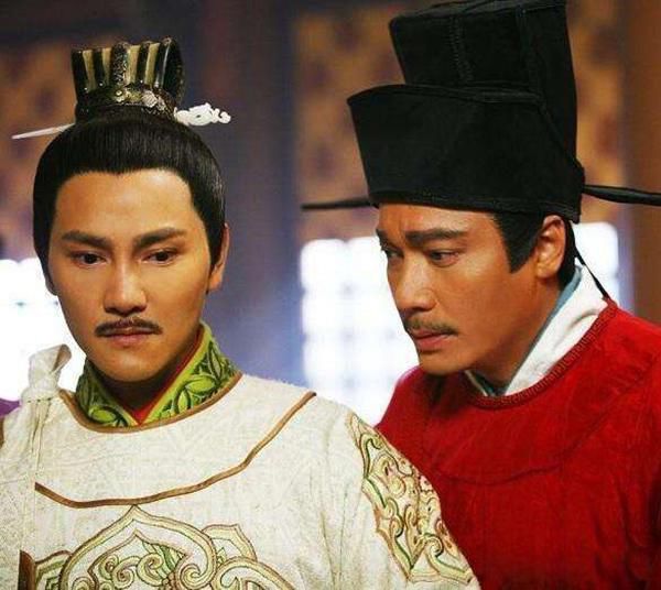 ����Ĺǰԭ������5����,���ֻʣ��4��,��˭���ù���?