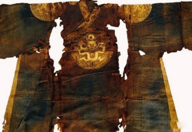 定陵是谁的陵墓 是谁挖的?为什么挖