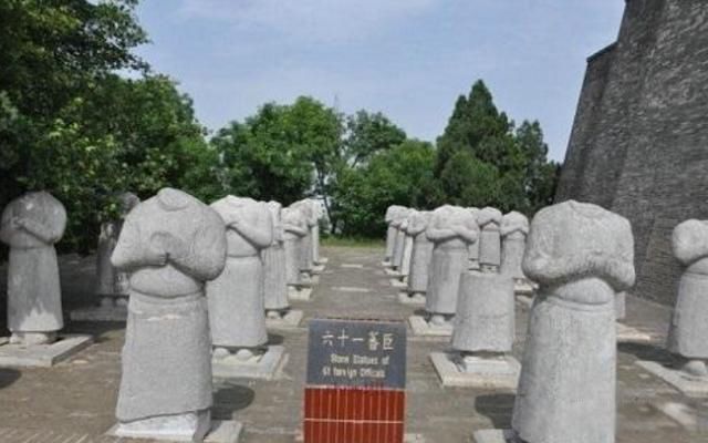 61尊石像为什么没有头部呢 目前主要有三个说法