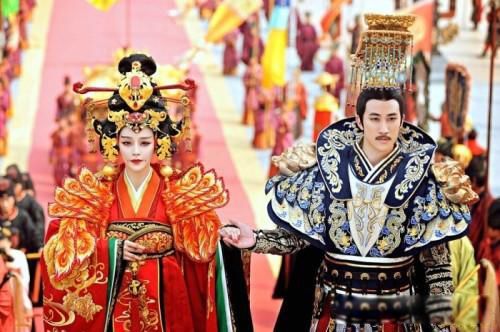 ���������������ʲô��ϵ ����������ε�����ʷ