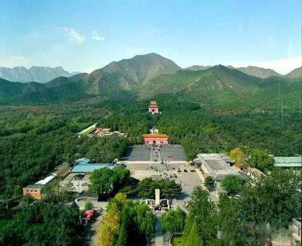 ʮ������˭��Ĺ�� ������������һʮ��λ�ʵ�