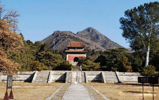 ʮ������˭��Ĺ�� ������������һʮ��λ�ʵ�