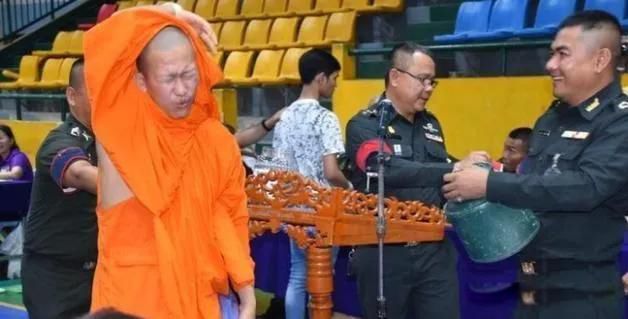 ̩����Ϊʲô��Ը�⵱�� �����ֳ�����Ů������