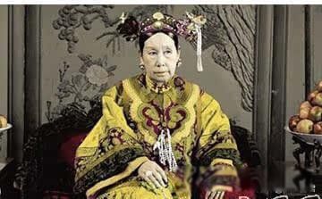 曹操竟然是盗墓祖师爷 摸金校尉一派的祖师爷