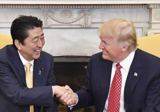 �����������Ǻ����� ��������������ū��