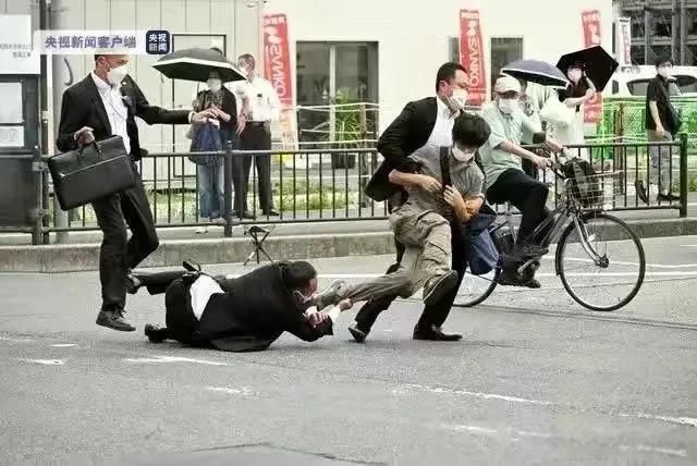 �����������Ǻ����� ��������������ū��