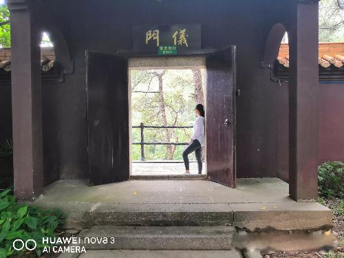 渣女是什么样子的女人 渣一般有以下几种特征
