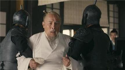 ��٢�Ǳ�˭ɱ���� �������ڲܲ�֮������֮��