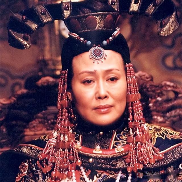 孝庄太后一生简介 为何姑侄三人同侍一夫