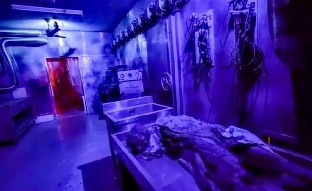 ���ǹ��ϰ����ʵ���� ������Ļ���о���������