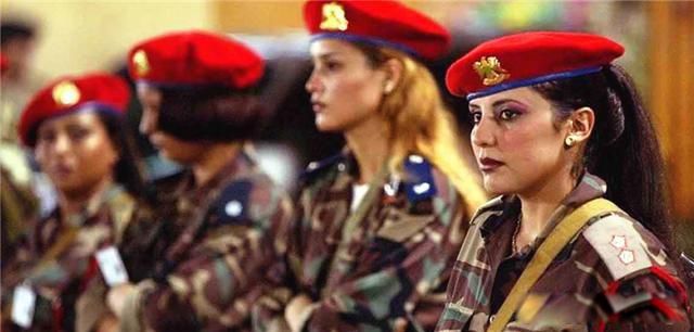 安倍晋三女保镖石田萌美,到底能力怎么样?