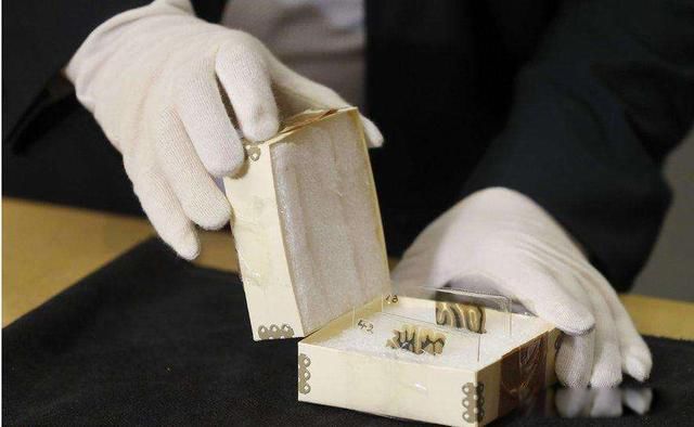 ����˹̹�Ĵ��Ա��г�240�� ������Ƭ�ж���ǧ��