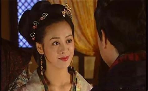 �Լ��͋����ĺ�����ô�������� �����ĺ��������ô����