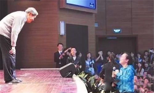 翁帆与杨振宁结婚真相 这和真爱完全没有关系