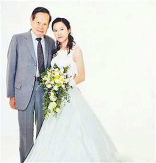 翁帆与杨振宁结婚真相 这和真爱完全没有关系