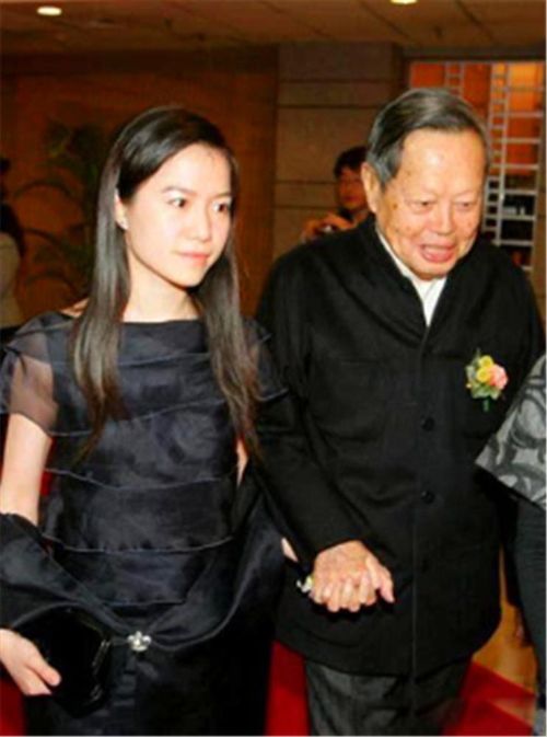 翁帆与杨振宁结婚真相 这和真爱完全没有关系