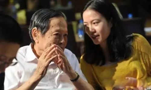 翁帆与杨振宁结婚真相 这和真爱完全没有关系