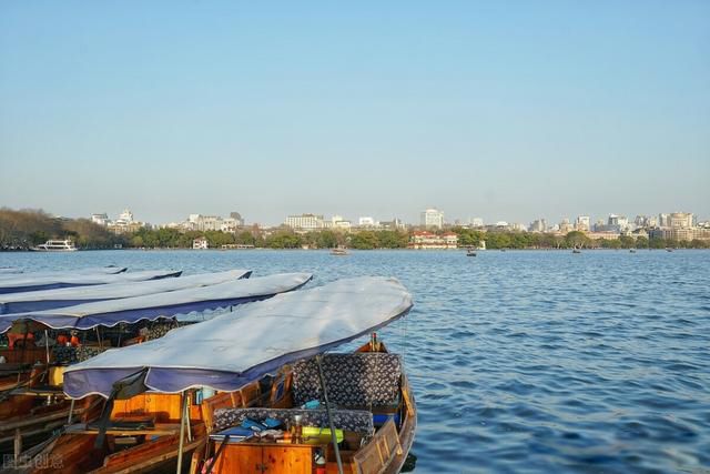 秦桧为什么要害岳飞 被陷害让人觉得痛惜