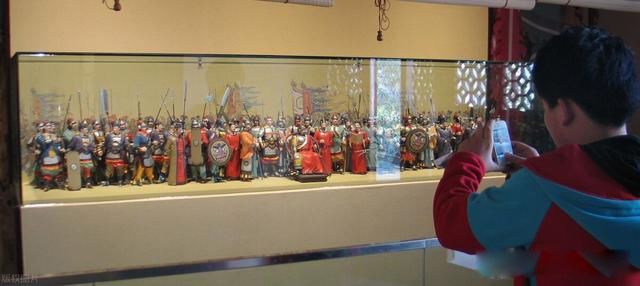 秦桧为什么要害岳飞 被陷害让人觉得痛惜