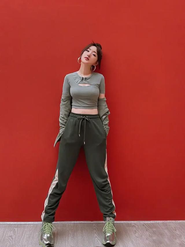 ����ӨΪ���ķ����Ĵ�̥ լ��Ů������Ө������