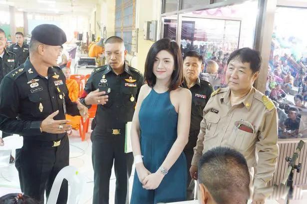 泰国人为什么不愿意当兵 男青年们宁可变性做人妖