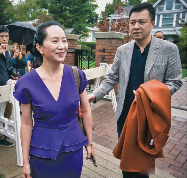 �����۵�ѡ��Ϊ���³�? ���������ǲ���ͬ��