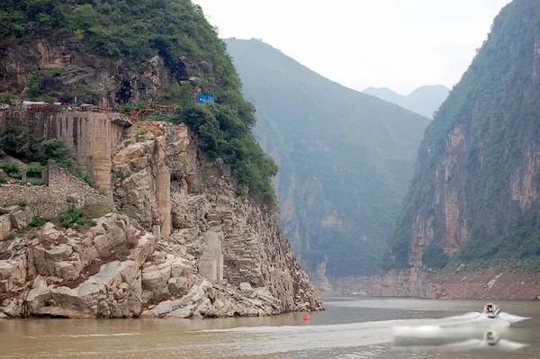 ǧ�ｭ��һ�ջ��еĽ���ָ�������� ָ�������ڵĺ���������