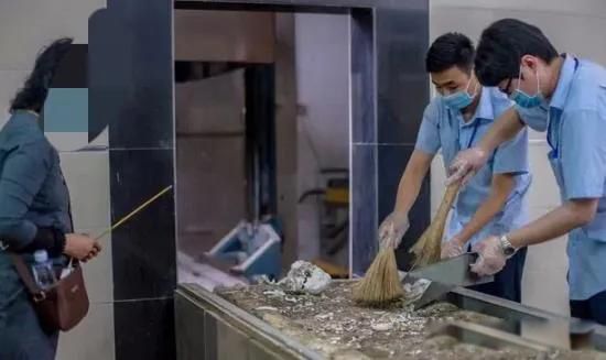 ���᳡���˵���ʵ���� ��н1������һ����ø������