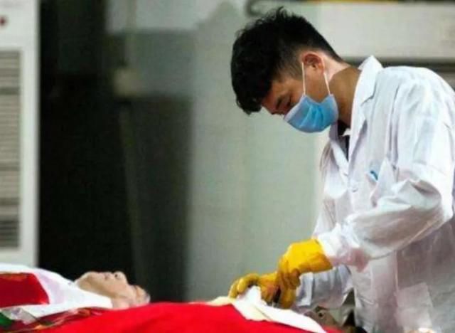 ���᳡���˵���ʵ���� ��н1������һ����ø������