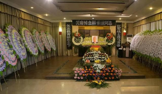 ���᳡���˵���ʵ���� ��н1������һ����ø������