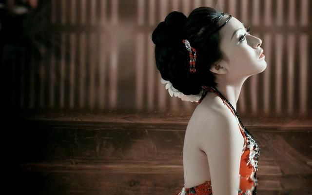 ����֮�ܵ�Τ̫���ж�� ���½���һ��Τ�ϵ����