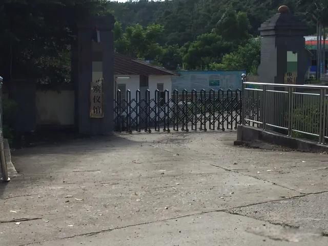殡仪馆招工夜班拖尸一天一结1600 高新招聘扛尸搬运工