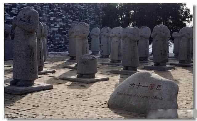 ������61һ��ʯ��ûͷɶ��˼�� ��ͷ�����꼸��˵��