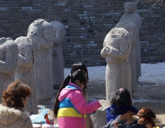 ������61һ��ʯ��ûͷɶ��˼�� ��ͷ�����꼸��˵��