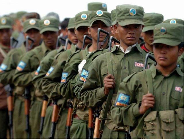 ��鱱��Ů���³�ͼƬ ���������񡱾�����鱱