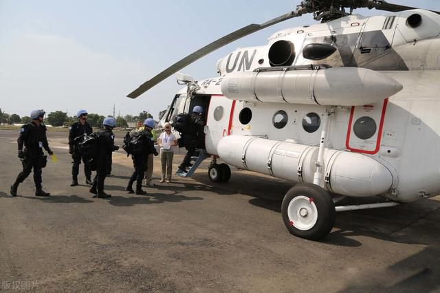 ��鱱��Ů���³�ͼƬ ���������񡱾�����鱱