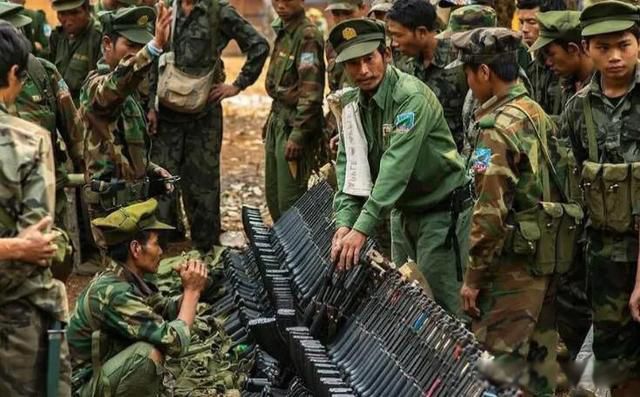 ��鱱��Ů���³�ͼƬ ���������񡱾�����鱱