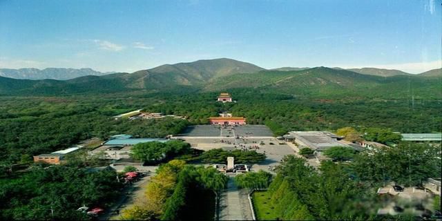 ʮ������˭��Ĺ�� ������λ�ʵ۵���Ĺ������