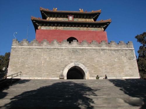 ʮ������˭��Ĺ�� ������λ�ʵ۵���Ĺ������