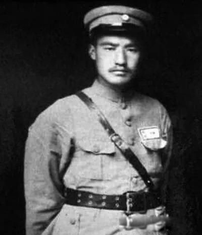 孙殿英历史解密全记录 他是如何盗墓的