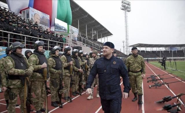 �������͹�������˿� ������ǿ����Сս������