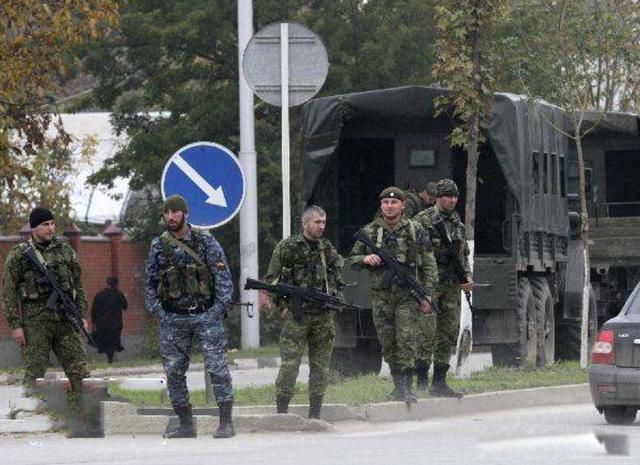 �������͹�������˿� ������ǿ����Сս������