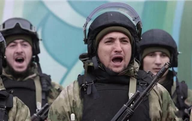 �������͹�������˿� ������ǿ����Сս������