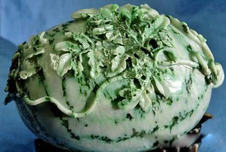 ���Ӣ���ı������ڻ��д��ڵ��� ���嶫�������ı���������