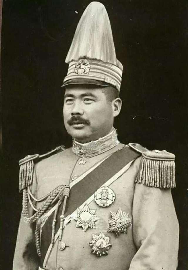 ���Ӣ���ı������ڻ��д��ڵ��� ���嶫�������ı���������