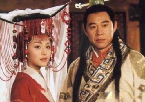 秦始皇为什么不立皇后 从三个方面来论证