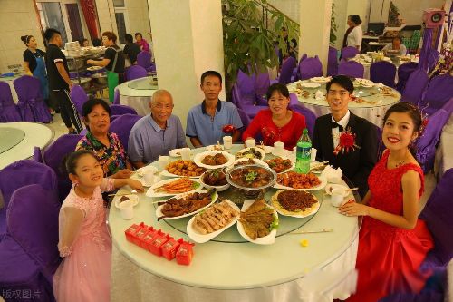 �зŮ��ʲô��˼ ��ĸ�ϻ������ʲô�ص�