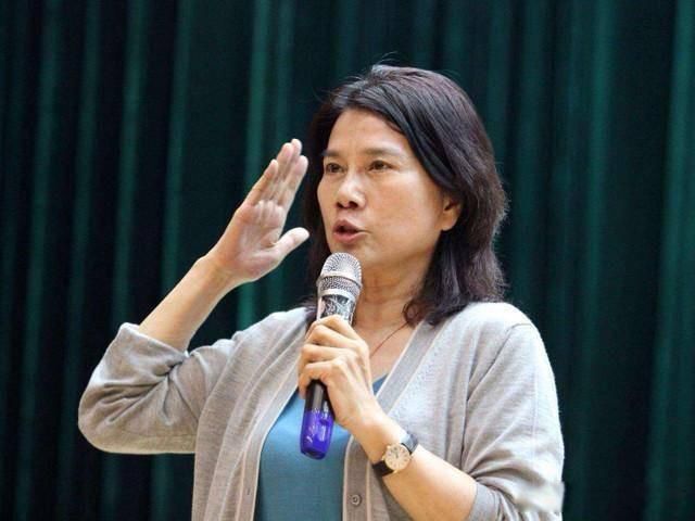 董明珠个人简短经历 如今的学历是研究生