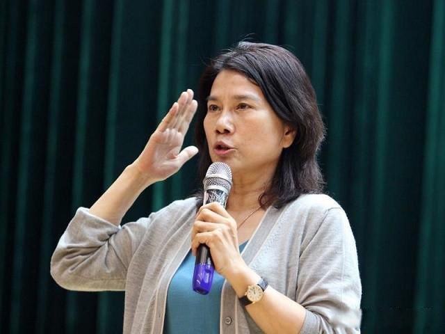 董明珠个人简短经历 如今的学历是研究生