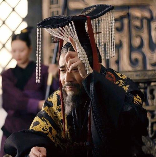 曹操为什么不称帝的原因 是无称帝之心还是别的